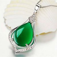Green Chalcedony Pendant Green Agate Crystal Drop-shaped Clavicle Chain Jewelry main image 4