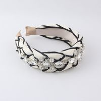 Slippery Silk Fabric Braided Twist Diamond Personality Headbands main image 4