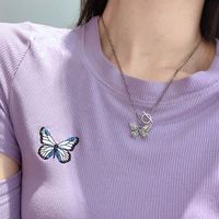 Moda Simple Collar De Mariposa Retro Diseño De Nicho Femenino Cadena De Clavícula De Cobre sku image 1
