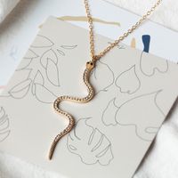 Simple Full Of Diamond Snake Shape Pendant Necklace main image 2