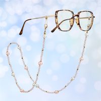 Retro Simple Pearl Mask Chain Hanging Neck Glasses Chain Irregular Rice Bead Mask Rope Hanging Chain Necklace main image 1