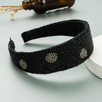 Retro Baroque Hand-beaded Wave Point Rice Bead Wide-brimmed Headband main image 3