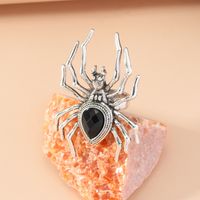 Retro Exaggerated Punk Hip Hop Alloy Ring Fashion Simple Spider Ring main image 3