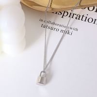 European And American Titanium Steel 18k Gold Clavicle Chain Small Lock Pendant Necklace sku image 1