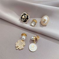 Fashionable Personality Korean New Brooch Set Simple Pearl Five-piece Brooches sku image 1