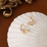 Fashion Micro-inlaid Zircon Delicate Butterfly Shell Flower Simple Earring main image 1