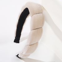 Korean Velvet Sponge Hair Band Autumn And Winter Wide Side Temperament Retro Solid Color Hairpin main image 3