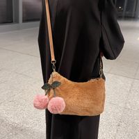 Furry Underarm Solid Color Plush One-shoulder Messenger Texture Bag main image 3