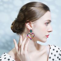 European And American Simple Heart-shaped Earrings Alloy Diamond Earrings Wholesale main image 3