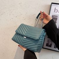 Large Capacit New Trendy Fashion Autumn And Winter Rhombus Chain Bag Crossbody Bag main image 1