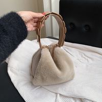 2021 New Plush Underarm Bag Chain Portable One-shoulder Bag Autumn And Winter Bag main image 1