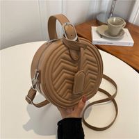 Korean Fashion Small Round Bag Handbag Rhombus Shoulder Messenger Bag sku image 3