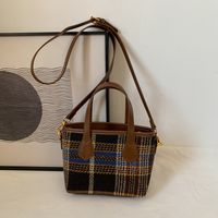 Simple Woolen Fashionable Large-capacity One-shoulder Messenger Bag sku image 2