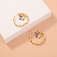 Fashion Personality Retro Geometric Texture C-shaped Butterfly Earrings main image 6