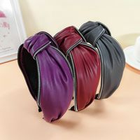Retro Classic Leather Knotted Wide-brimmed Pu Knotted Hairpin Headband main image 3
