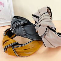 Retro Classic Leather Knotted Wide-brimmed Pu Knotted Hairpin Headband main image 5