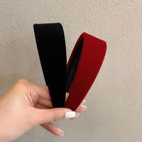 Fashion Solid Color Simple Wide-brimmed Headband Cute Velvet Hair Ring main image 3