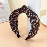 Classic Floral Knotted Retro Wide-sided Double-layer Twisted Hairpin Headband sku image 1