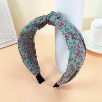 Classic Floral Knotted Retro Wide-sided Double-layer Twisted Hairpin Headband sku image 3