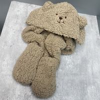 Bestickte Bärenmütze Plüschschal Süße Handschuhe Dreiteiliges Kapuzenlätzchen sku image 3