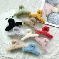 New Autumn And Winter Fur Hair Clip Korean Plush Catching Clip Shark Clip sku image 5