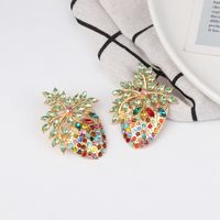European And American Retro Personality Strawberry Diamond Earrings main image 4