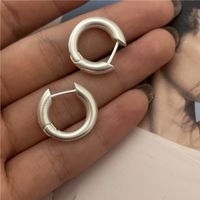 Niche Matte Gold Plain Hoop Trendy Circle Ear Buckle Luxury Hoop Earring main image 10