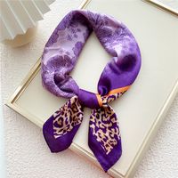 Spring And Autumn New Style 70cm Small Square Scarf Fashion Small Scarf sku image 2
