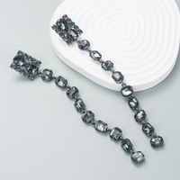 Fashion Long Alloy Diamond Tassel Earrings Female Trend Light Luxury Earrings main image 3
