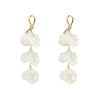 1 Pair Simple Style Flower Alloy Shell Patchwork Women's Drop Earrings sku image 3