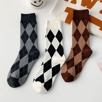 Lingge Socks Women's Autumn And Winter Cotton Socks Retro Stockings Wholesale main image 1