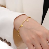 Simple Personality Titanium Steel 18k Gold Plated Small Shell Bracelet Wholesale sku image 1