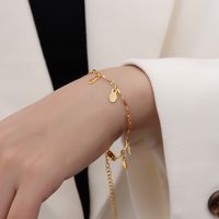 Einfache Persönlichkeit Titanstahl Überzogen 18k Blattgold Quaste Armband Großhandel sku image 1