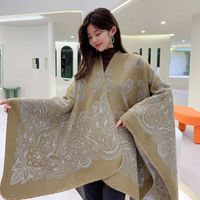 Ethnic Slit Scarf Cashew Thickened Warmth Double-sided Cape sku image 5