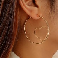 European And American Simple Personality Alloy Heart-shape Earrings main image 1