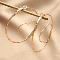 European And American Simple Personality Alloy Heart-shape Earrings main image 3