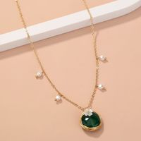 Winding Emerald Oblate Natural Stone Inlaid Flower Pendant Single-layer Chain Necklace sku image 1