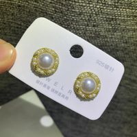 Fashion Contrast Color Circle Pattern Ol Fashion Simple Pearl Earrings main image 3