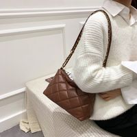Autumn And Winter Solid Color Rhombic Chain Shoulder Bag main image 4