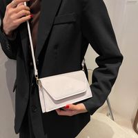 Simple Temperament Solid Color Commuter Messenger Small Square Bag main image 5