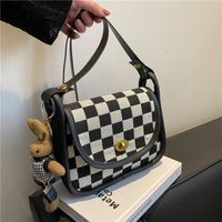 Fashion Hit Color Black And White Checkerboard Messenger Bag sku image 4