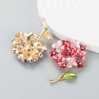 Fashion Rhinestone Dripping Flower Brooch Simple Brooch Accessories main image 6