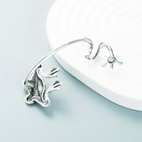 Autumn And Winter New Retro Frog Alloy Simple Creative Ear Clip Hip Hop Earrings main image 5