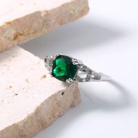 Simple Style Green Zircon Ladies Copper Ring Light Luxury Big Gem Ring main image 1
