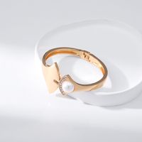 Bracelet De Perles Asymétriques Ouvertes À La Mode Avec Diamants Irréguliers Brillants main image 3