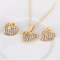 Retro Heart Hollow Inlaid Crystal Jewelry Set Ring Bracelet Necklace Earrings Four-piece Jewelry main image 5