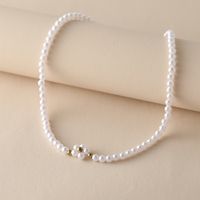 Retro Pearl Simple Pearl Flower Necklace Chocker Clavicle Chain Wholesale main image 4