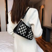Autumn And Winter Checkerboard Messenger Bag Wholesale main image 5