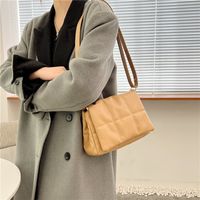 Autumn And Winter Solid Color Messenger Bag Wholesale main image 3