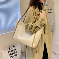 Casual Solid Color Large Capacity Autumn And Winter Commuting Tote Bag main image 3